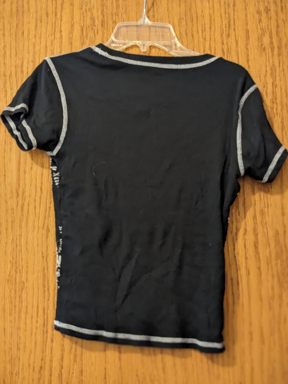 Hot Topic Shirt - Picture 3 of 3